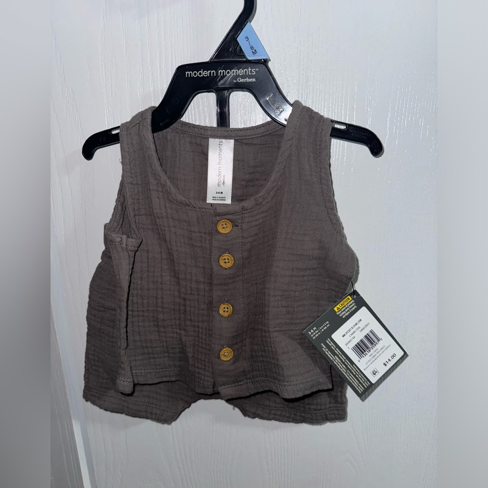Two piece short set gender neutral 3-6 months Gray